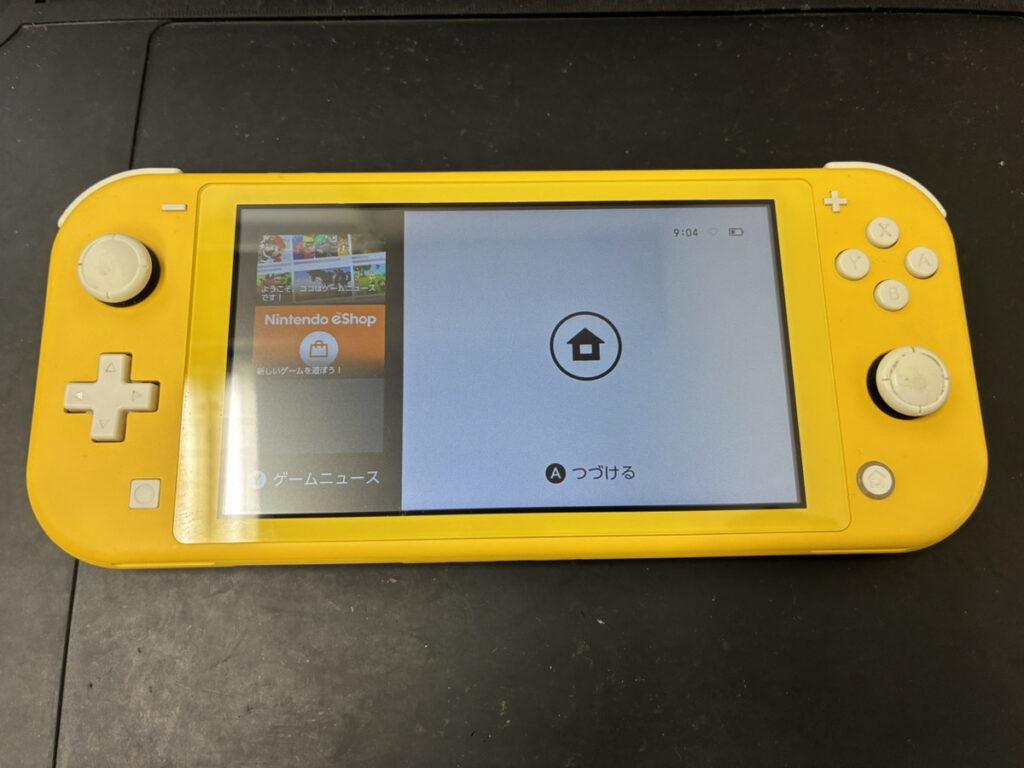 液晶交換後のNintendo Switch Lite