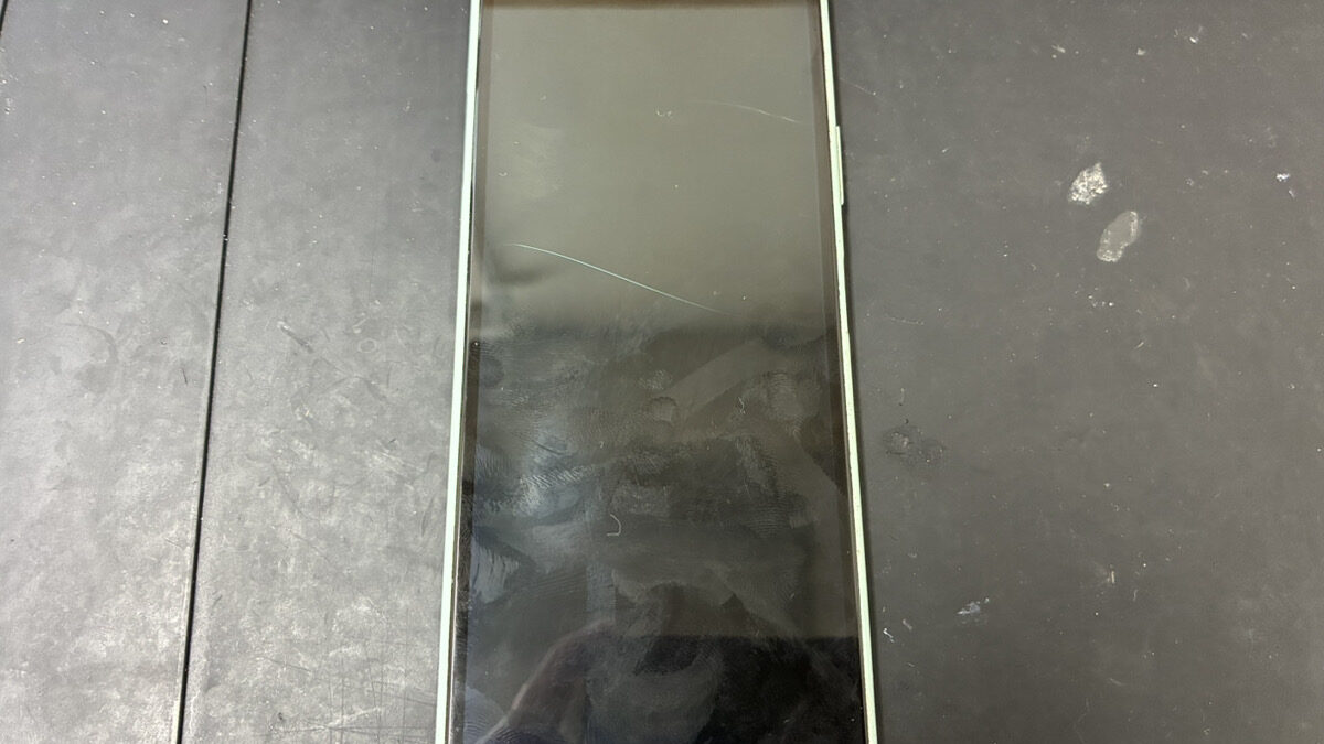 画面が映らなくなったXperia 10Ⅱの修理もクイックリペアプラス鹿児島店へ！