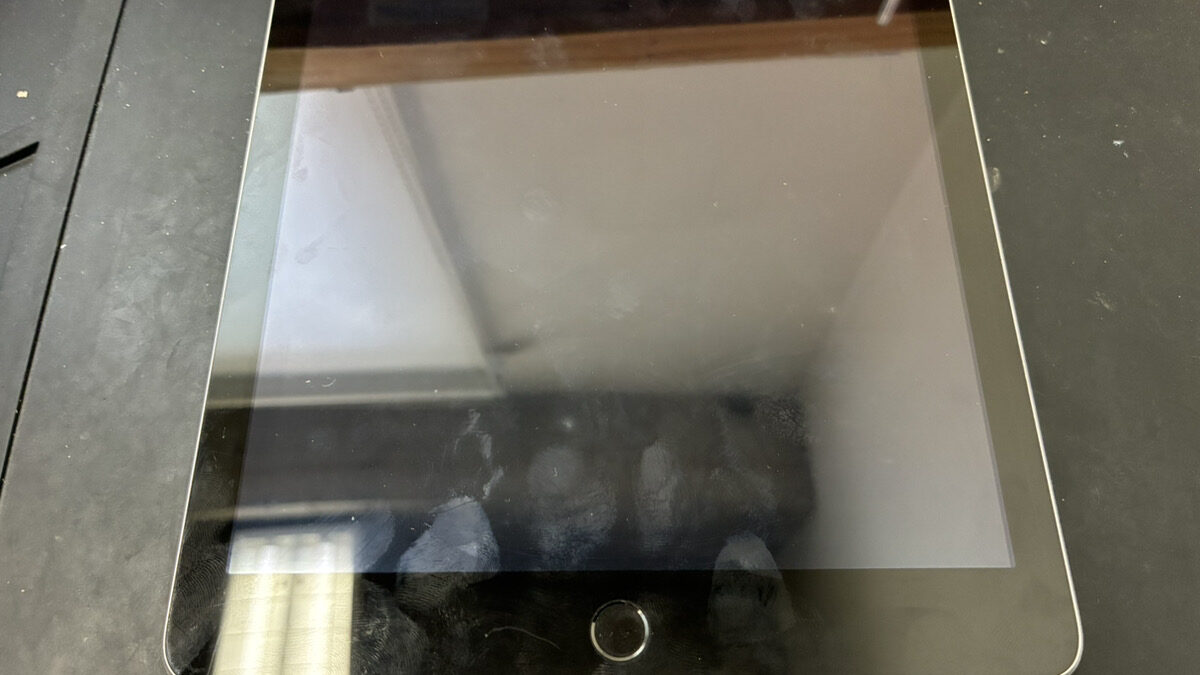 充電ができなくなったiPad第5世代の修理も当日修理します！