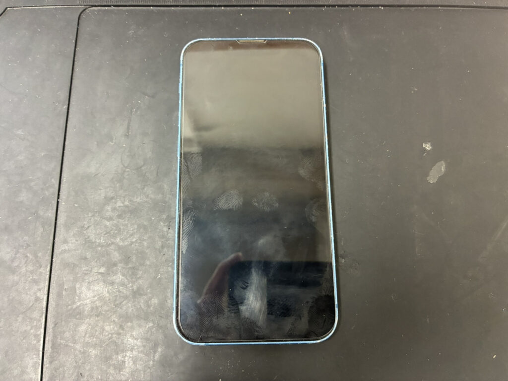 起動しなくなったiPhone13mini