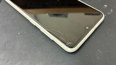 画面が割れたGalaxy A22 5G（SC-56B）の修理もご相談下さい！