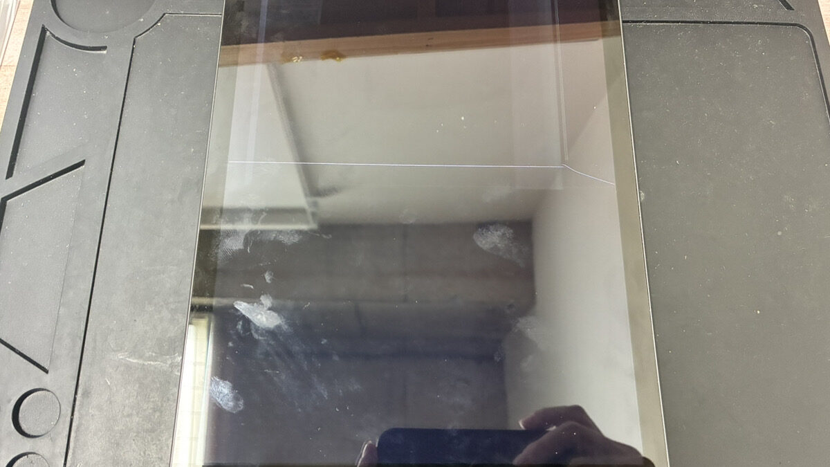 【鹿児島】iPad第8世代 液晶交換修理｜液晶破損で画面が映らなくなった端末を復旧しました