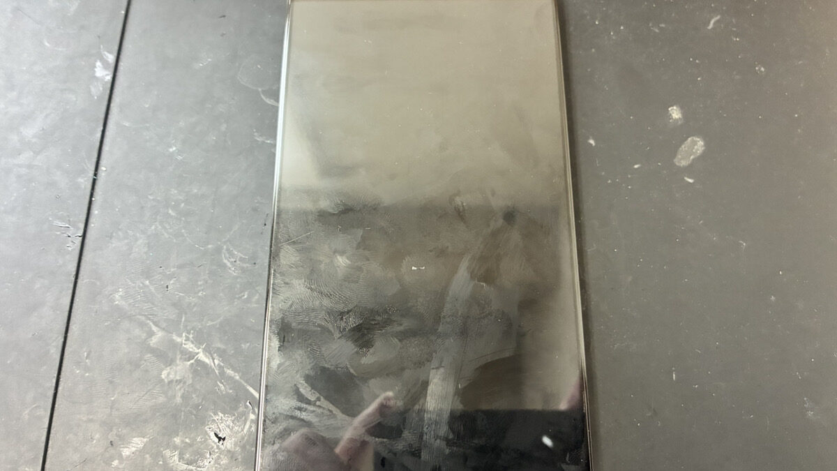 【鹿児島】iPhone15 Pro Max 水没修理｜天ぷら油に落として画面が映らなくなった端末をデータそのままで復旧しました