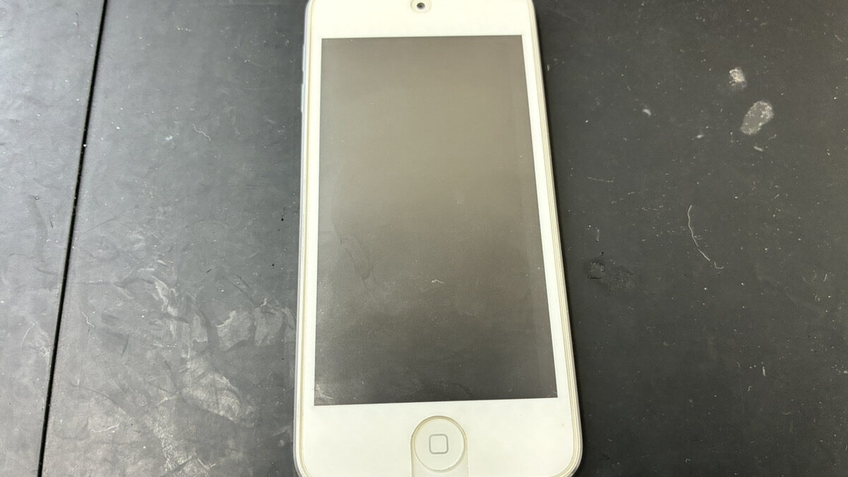 【鹿児島】iPod touch 第5世代 バッテリー交換｜起動しなくなった端末をデータそのままで復旧しました