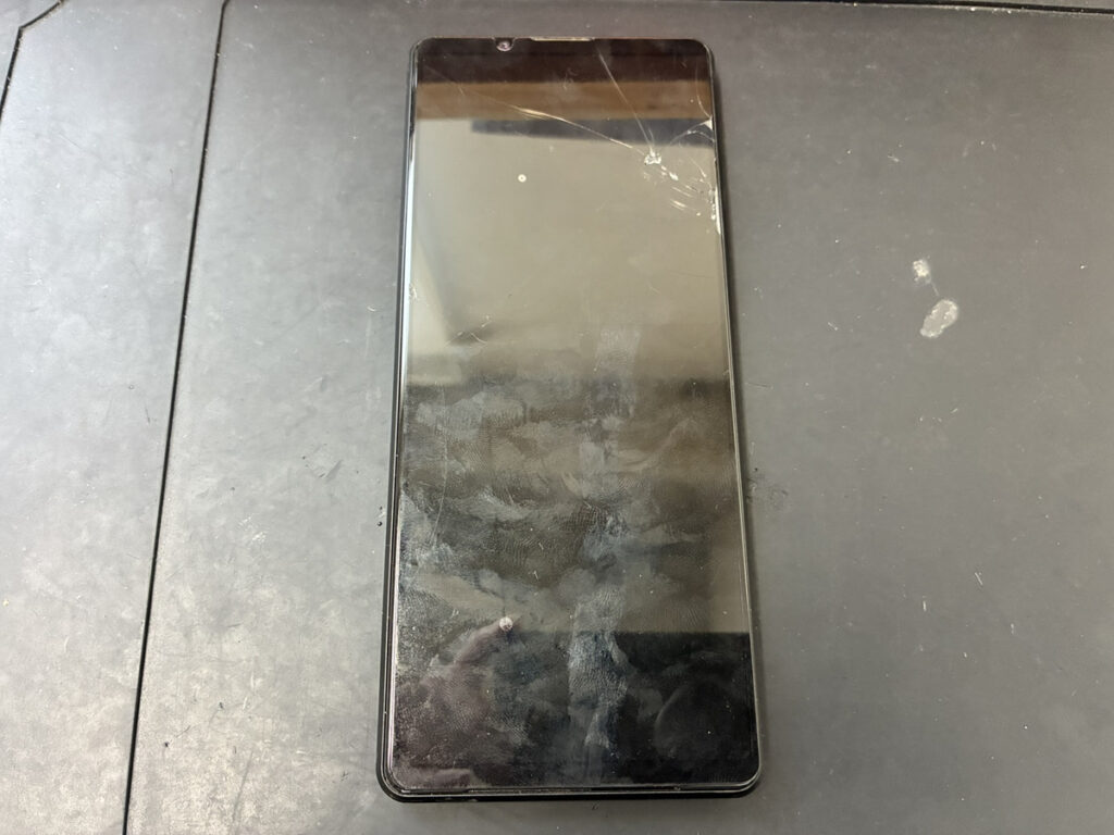 起動しなくなったXperia 1Ⅲ