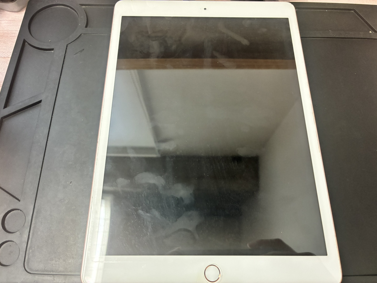 充電ができなくなったiPad第8世代