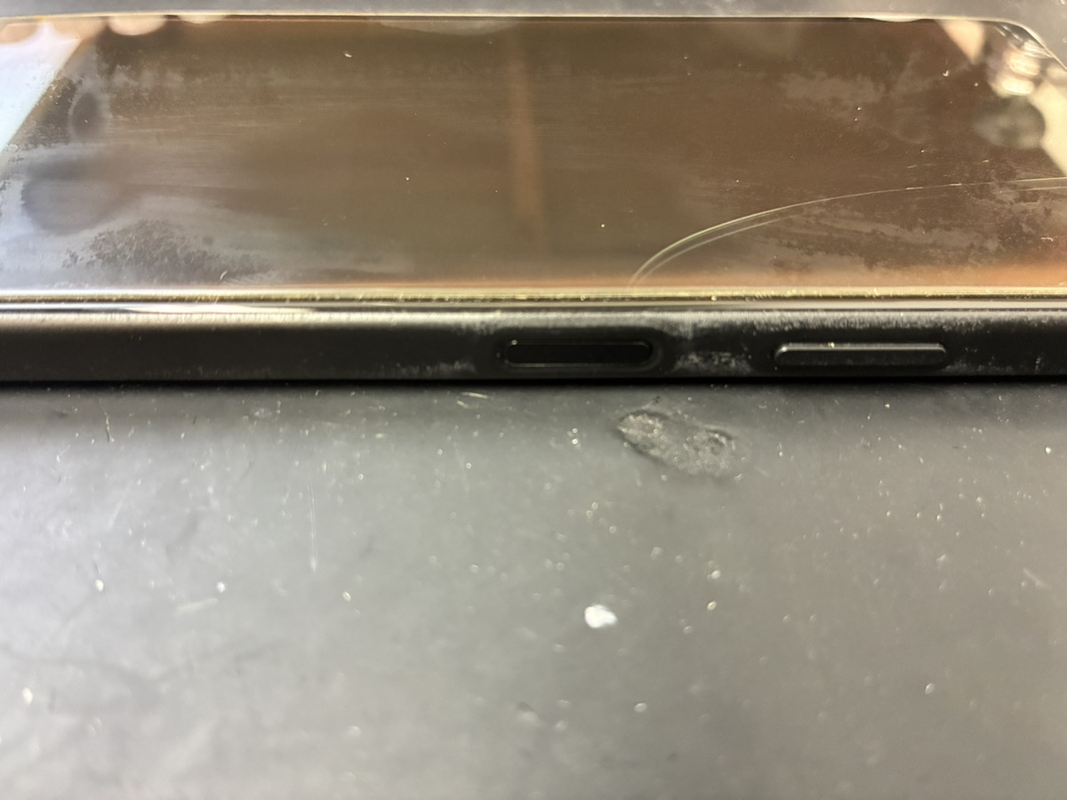 電源ボタンが反応しなくなったXperia 10Ⅳ