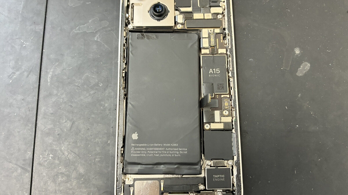 【鹿児島】iPhone14 起動不良修理｜他店でバッテリー交換しても直らなかった