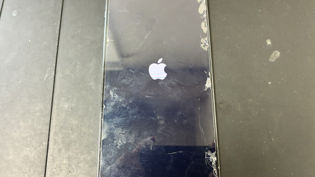 【鹿児島】iPhone 13 Pro Maxの水没修理｜水没によるリンゴループを内部洗浄・画面・バッテリー交換で復旧しました